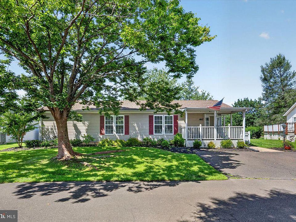 1st image of 9 Azalea Ct