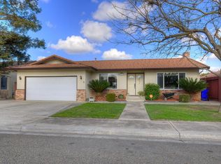 1295 Berry Dr, Turlock, CA 95382