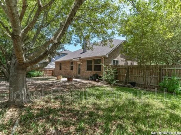 501 Ginsberg Dr, Schertz, TX 78154