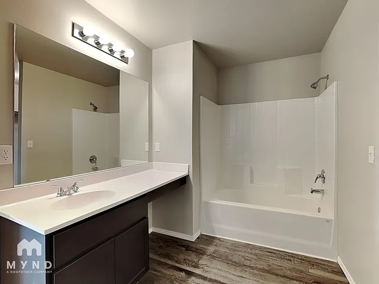 1118 Flint Way — Photo 9
