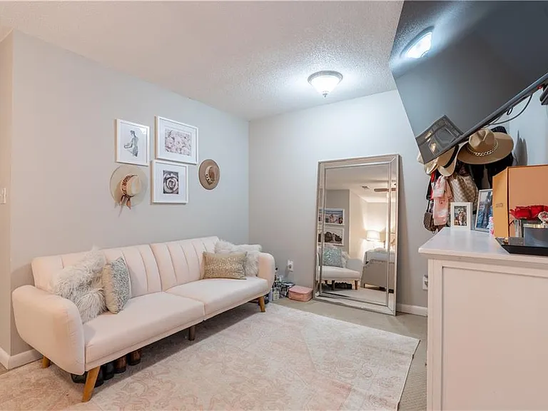 6900 Roswell Rd #N13 — Photo 33