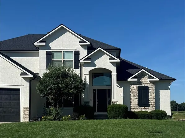 1246 Vivian Dr, Warrensburg, MO 64093