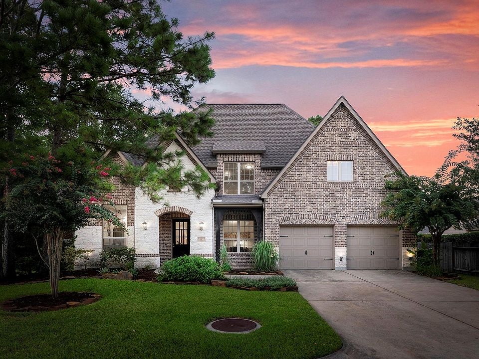 1st image of 102 Madeline Ln