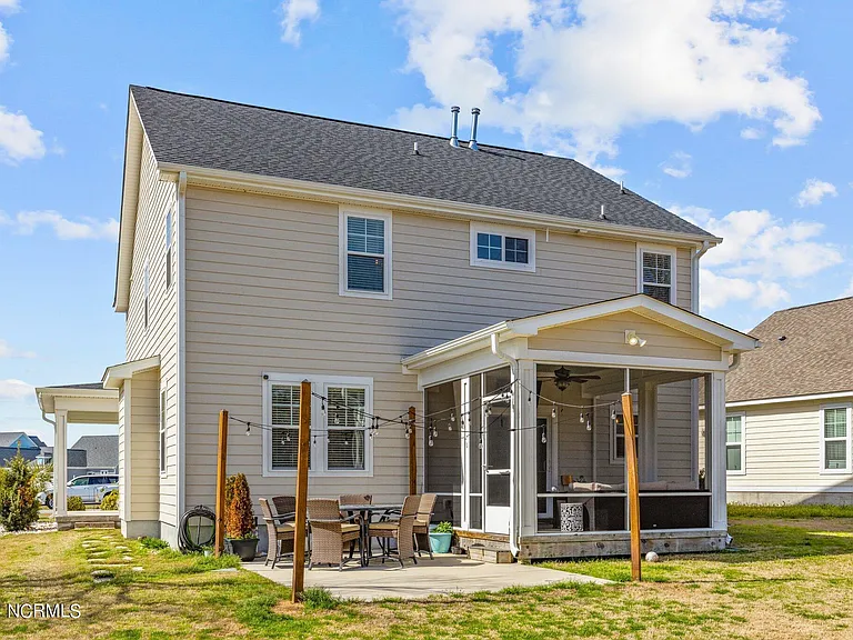 113 Bogue Harbor Ct — Photo 36