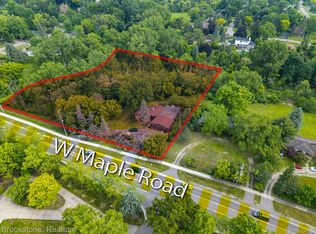 4665 W Maple Rd, Bloomfield Hills, MI 48301