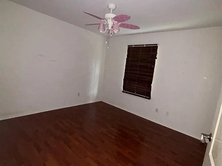 5600 War Admiral Dr — Photo 13