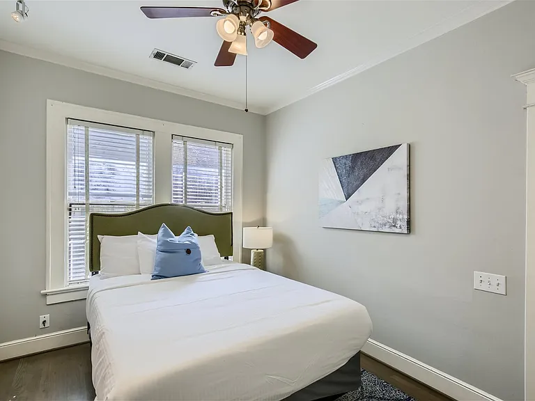 4038 Lemmon Ave #202 — Photo 7