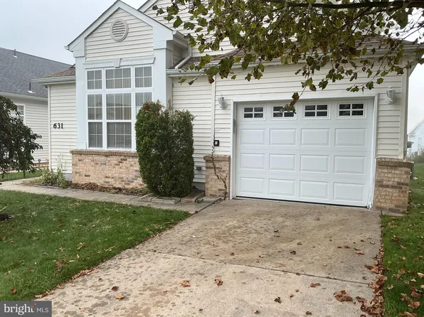 631 Barbados Dr, Williamstown, NJ 08094