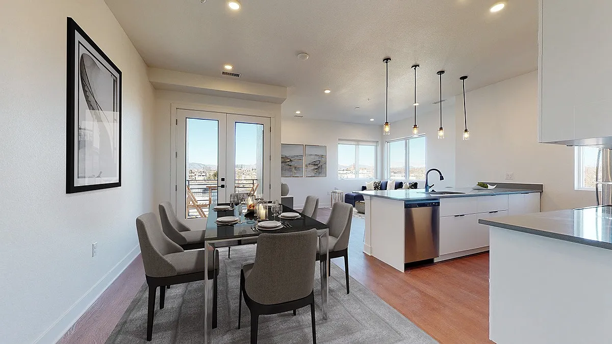 Mile Apartments — Photo 2