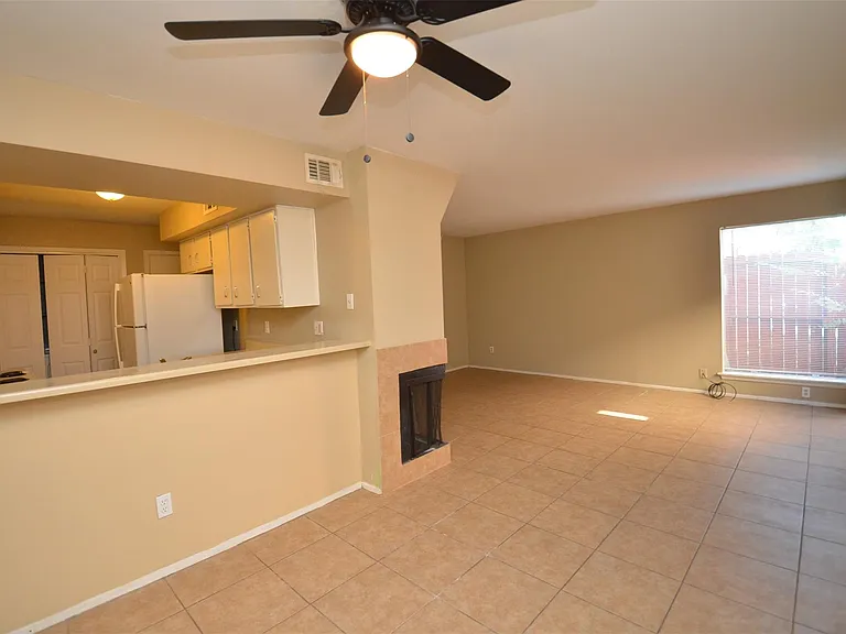 5993 Allday Dr #B — Photo 13
