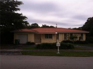 5860 SW 45th Ter, Miami, FL 33155