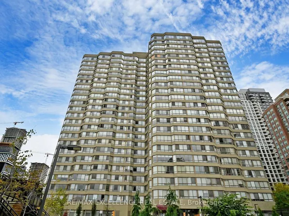 3605 Kariya Dr #1504, Mississauga, ON L5B 3J4