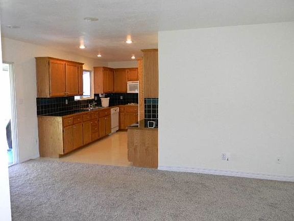 4th image of 13144 S Mountain Dr