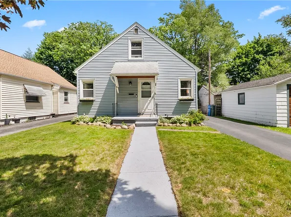 24 Van Bergh Ave, Rochester, NY 14610