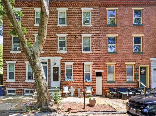 921 Gray St, New Castle, DE 19720