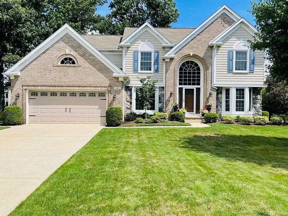 1st image of 2867 Hawkins Ln