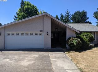 1324 E 3rd Ct, Sutherlin, OR 97479