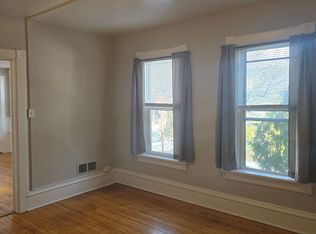 1760 N Arlington Pl #1760, Milwaukee, WI
