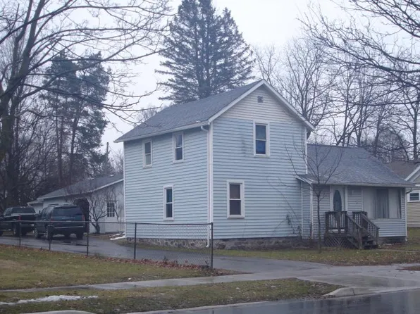 716 W Frank St, Caro, MI 48723
