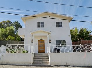 24334 Crestlawn St, Woodland Hills, CA 91367