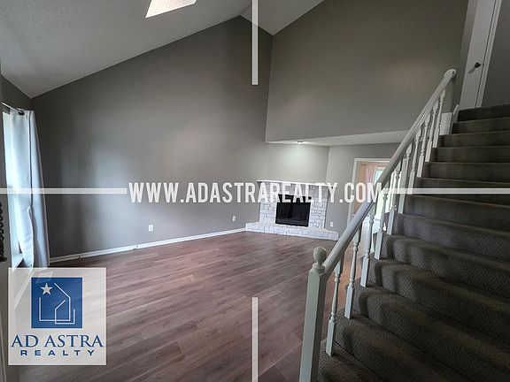 5th image of 11807 Caenen St