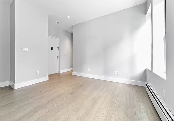 3rd image of 235 E 117th St APT 1C
