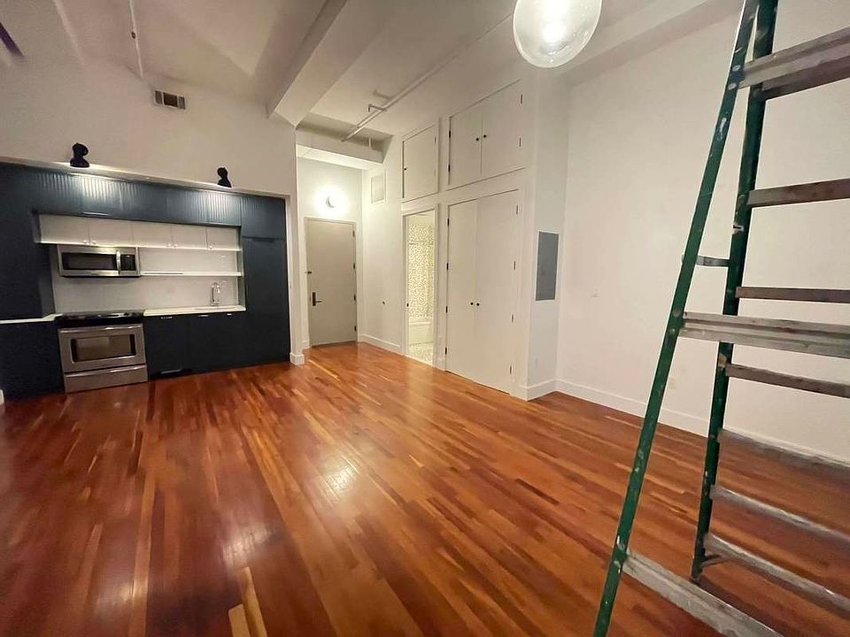 1st image of 181 Bainbridge St #404