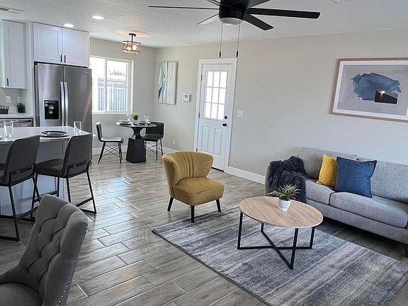 4th image of 11411 E CRESCENT Avenue