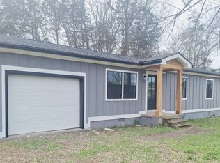 203 Meadowbrook Dr, Woodbury, TN 37190