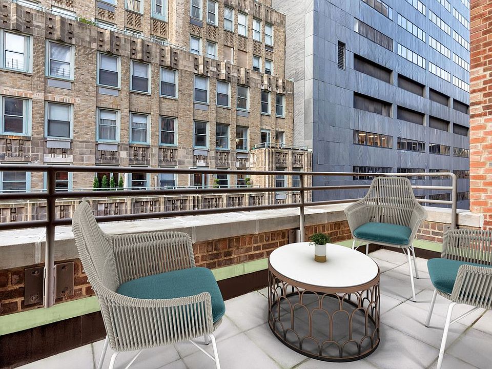 1st image of 85 John St APT 12M