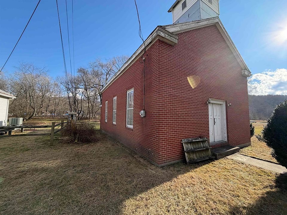 1st image of 68 Augusta Springs Rd