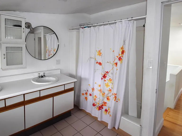 69 Pearl St #3 — Photo 17