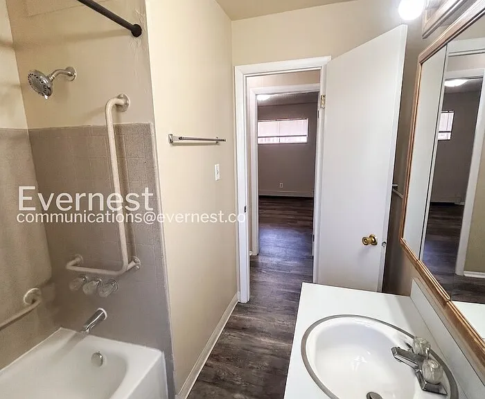 4311 N Chestnut St #2 — Photo 11