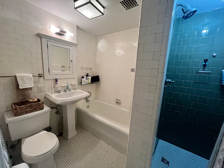 50 Commonwealth Ave #305 — Photo 18