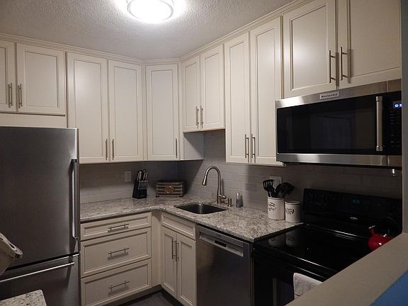 4th image of 245 Sea St Unit 21