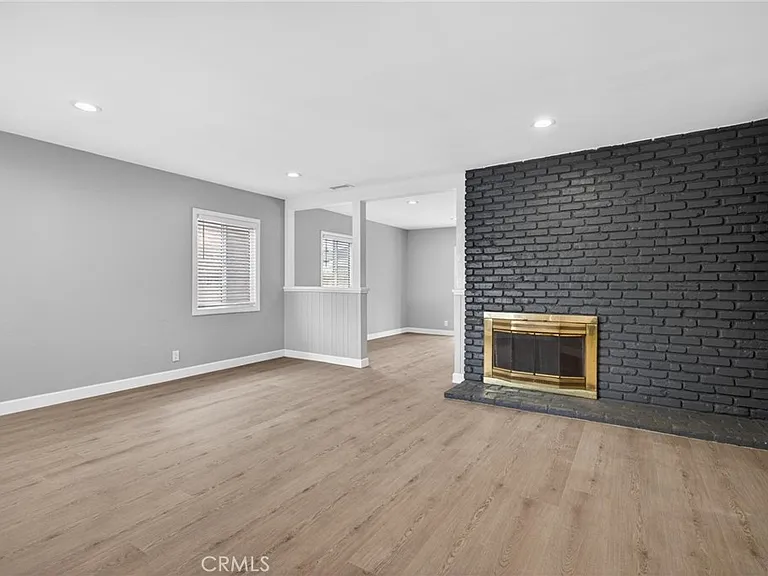 13808 S Catalina Ave — Photo 4