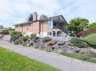 2357 N 63rd St, Seattle, WA 98103