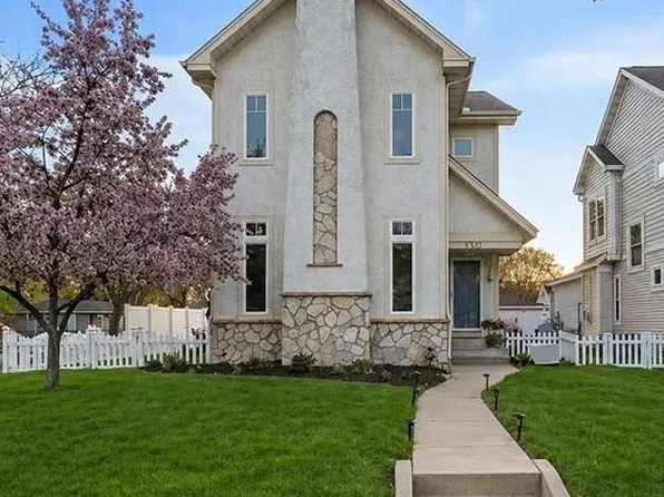 5201 Humboldt Ave N, Minneapolis, MN 55430