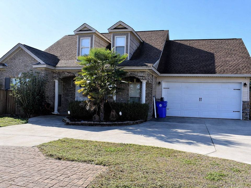 1st image of 419 Sheila Blvd