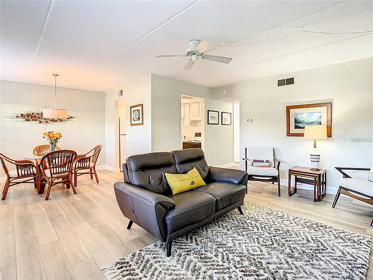 841 Patricia Ave #103 — Photo 8