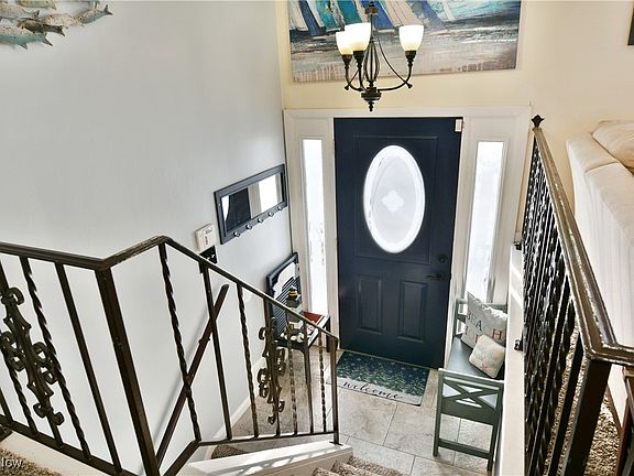 3rd image of 3772 Bryant Dr