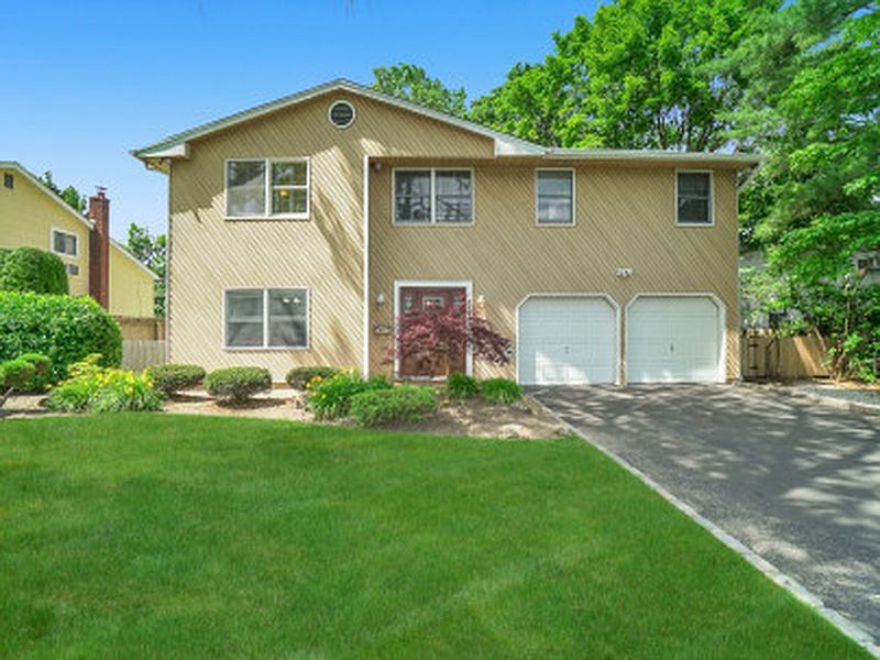 1st image of 1745 Bard Ln