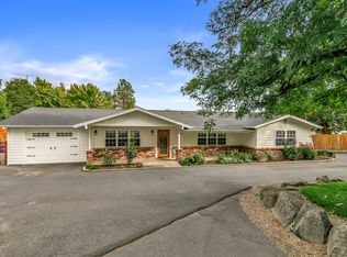 3734 Scenic Ave, Central Pt, OR 97502