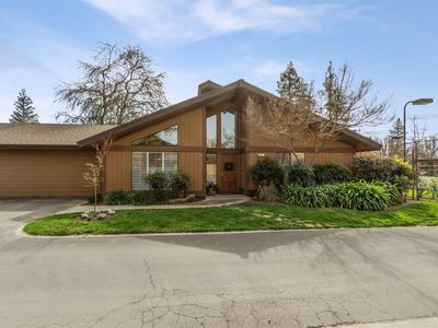 6300 N Palm Ave Unit 111, Fresno, CA, 93704
