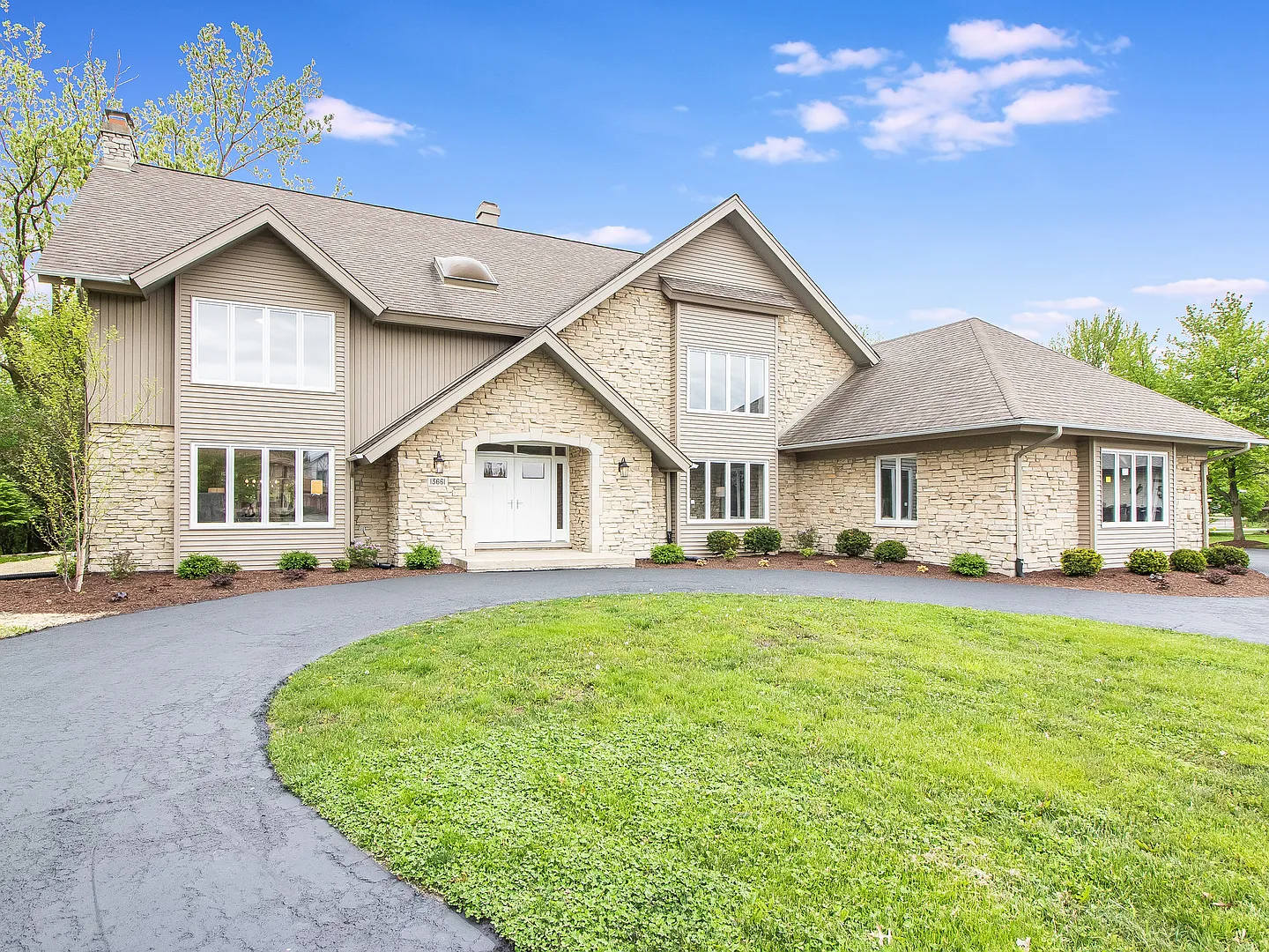 13661 Ishnala Dr photo 1