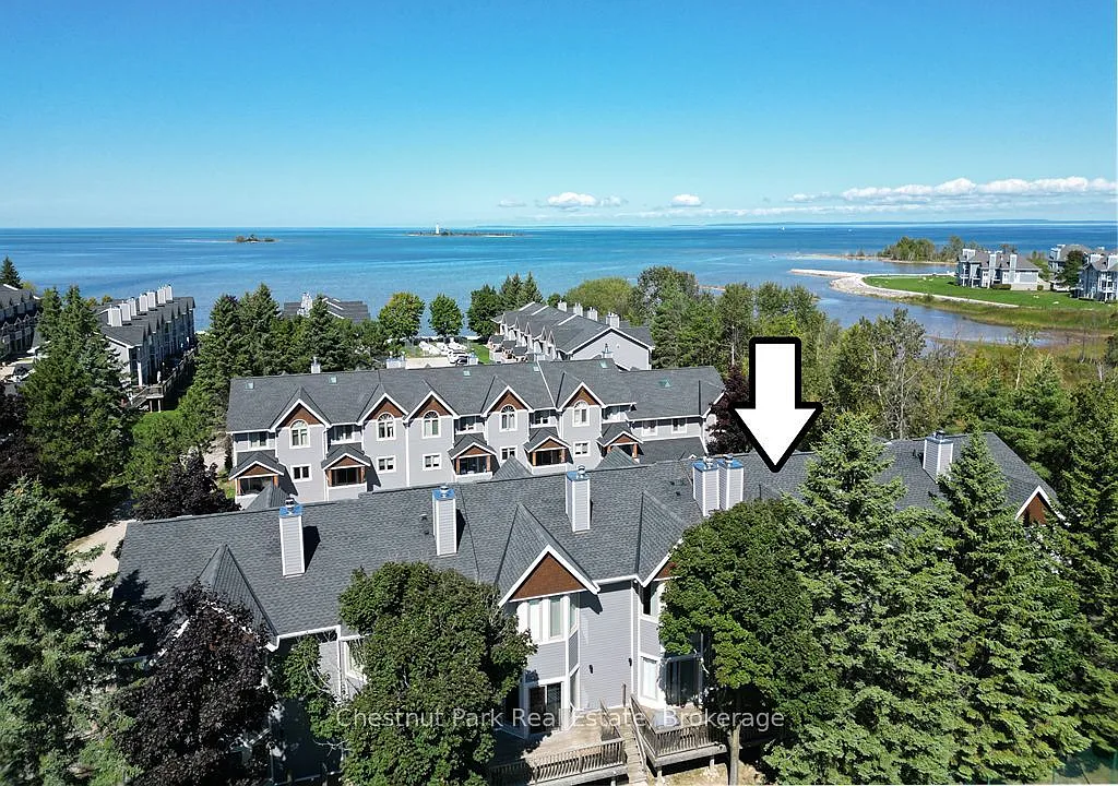 Dockside — Photo 1