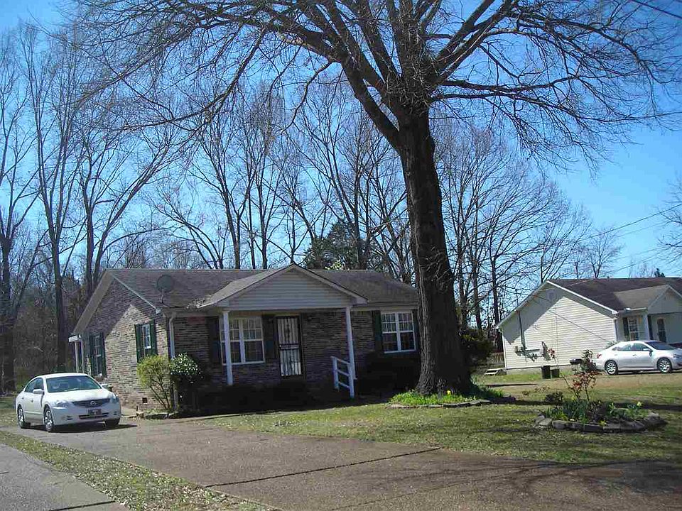 1st image of 82 Herron Ave