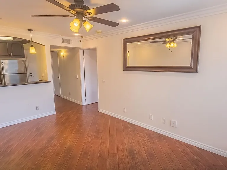 Villa De Adel Apts — Photo 46
