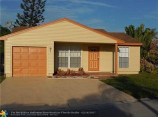 1761 SW 84th Ave, Hollywood, FL 33025