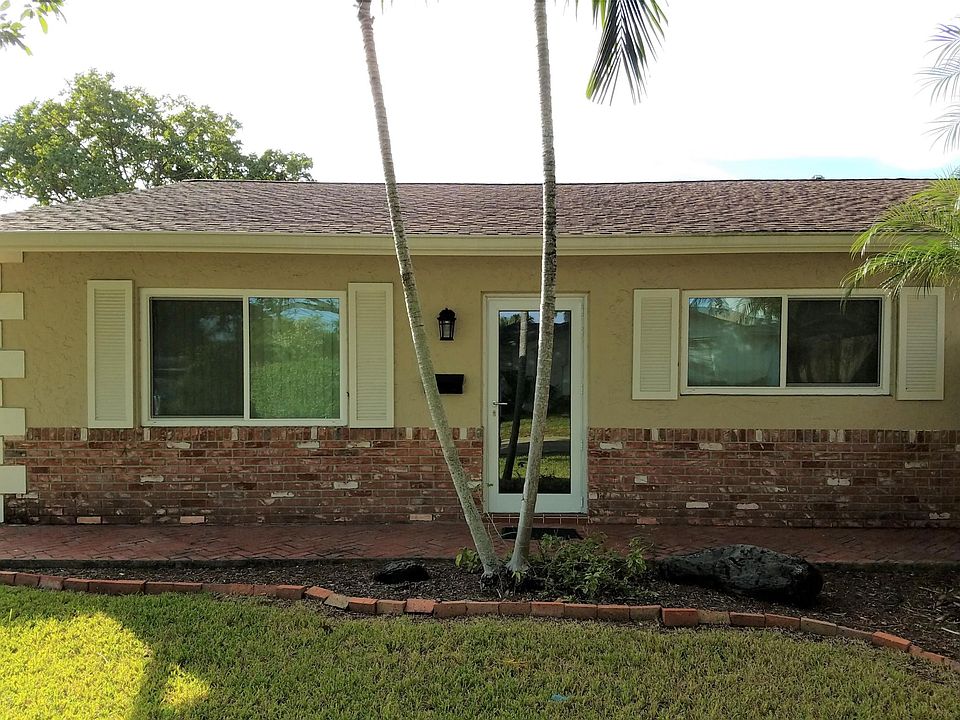 1st image of 1499 NE 34th St